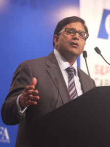Dr Avinash Presaud